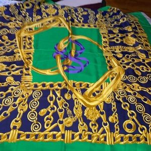 Celine Preloved scarf 33X33 inches excellent condition 100% silk gorgeous